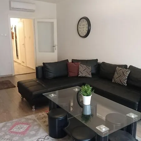 Otthonos Kenyelem A Belvaros Sziveben Apartament *